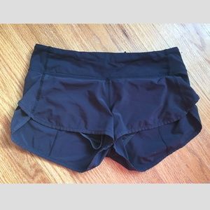 Lululemon booty shorts